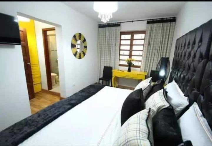 Suites+Arte Quito Eksteriør bilde